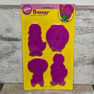 1993 Vintage Wilton Barney Set Plastic Cookie Cutters Lyons Corp New